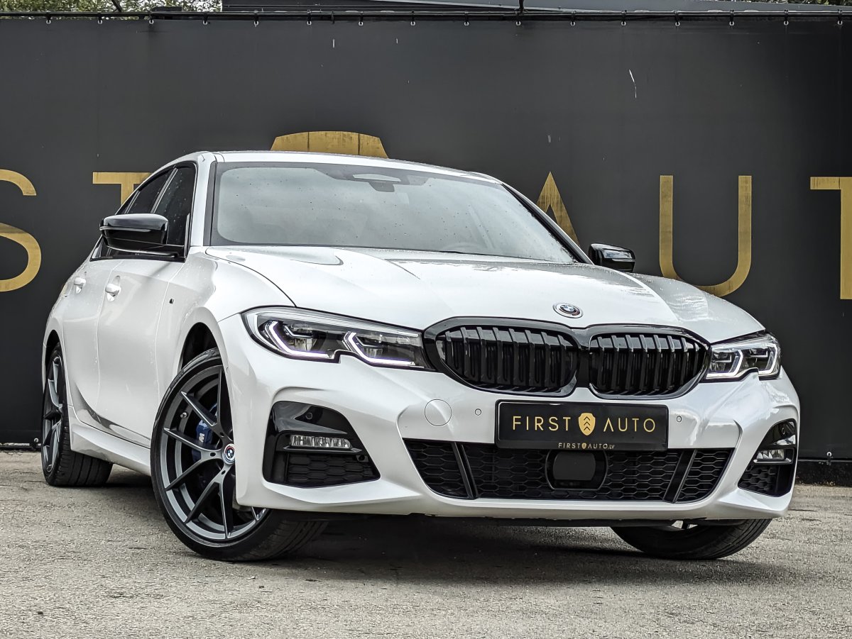 BMW 330 2019
