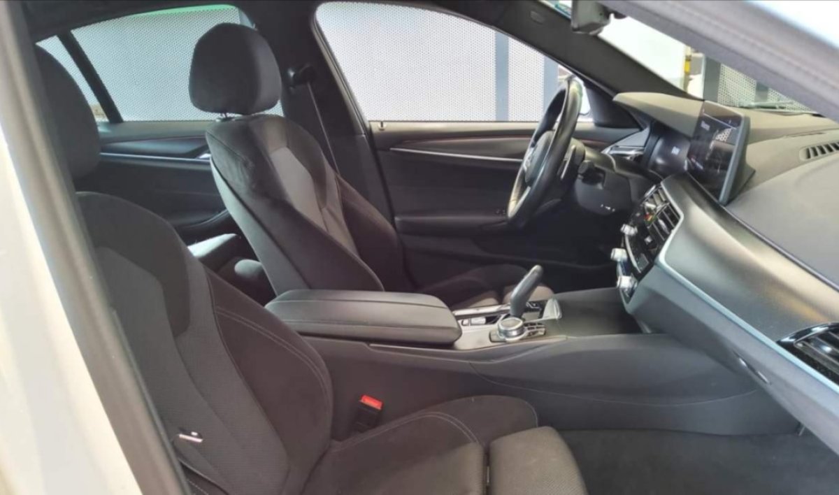 BMW 530 2022