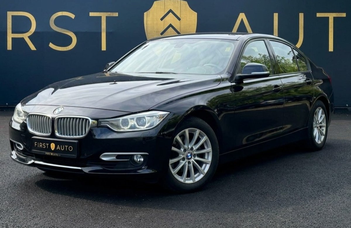 BMW 318 2012